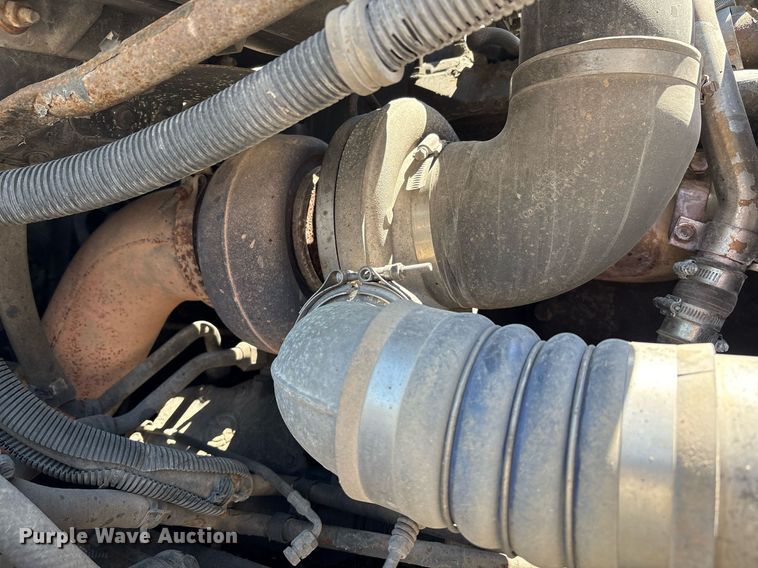 image for item EL2068 2007 Freightliner Century Class semi truck