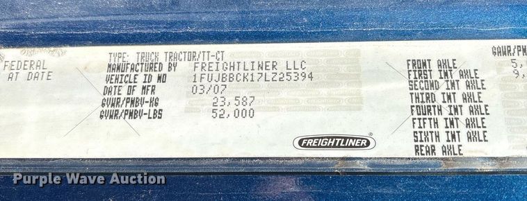 image for item EL2068 2007 Freightliner Century Class semi truck