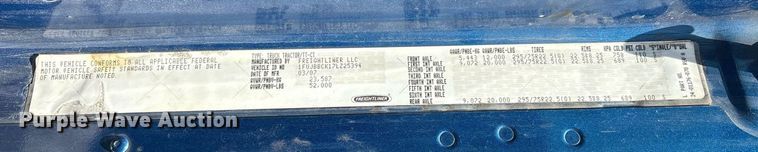 image for item EL2068 2007 Freightliner Century Class semi truck