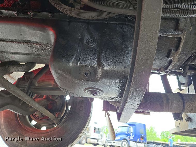 image for item EL2069 2006 Peterbilt 379 semi truck