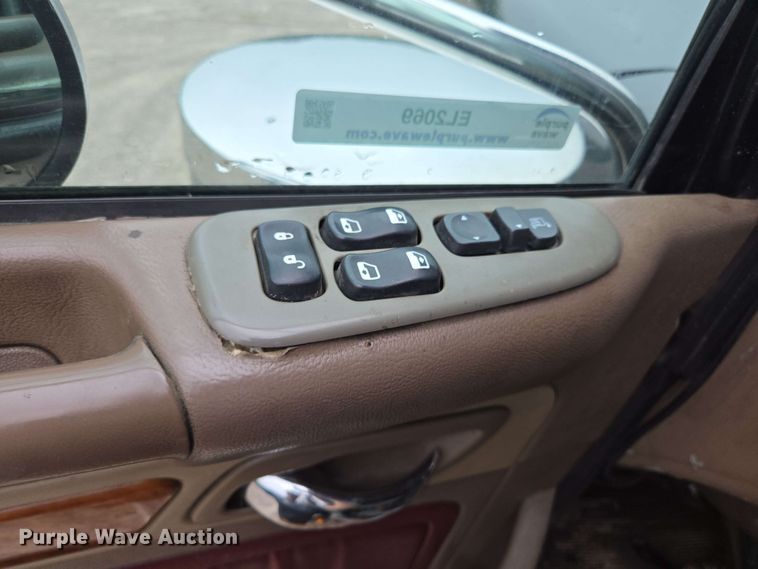 image for item EL2069 2006 Peterbilt 379 semi truck