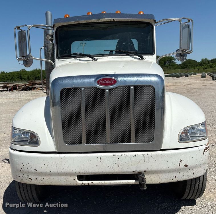 image for item EL2103 2017 Peterbilt 337 truck cab and chassis