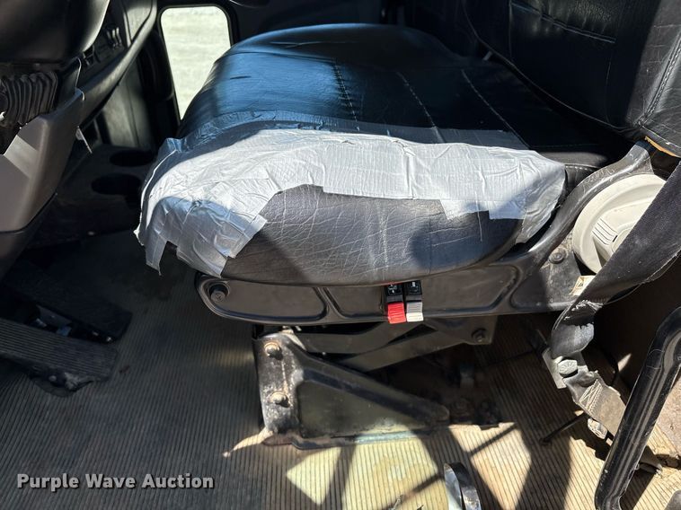 image for item EL2103 2017 Peterbilt 337 truck cab and chassis