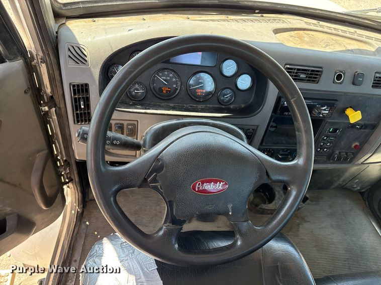 image for item EL2103 2017 Peterbilt 337 truck cab and chassis