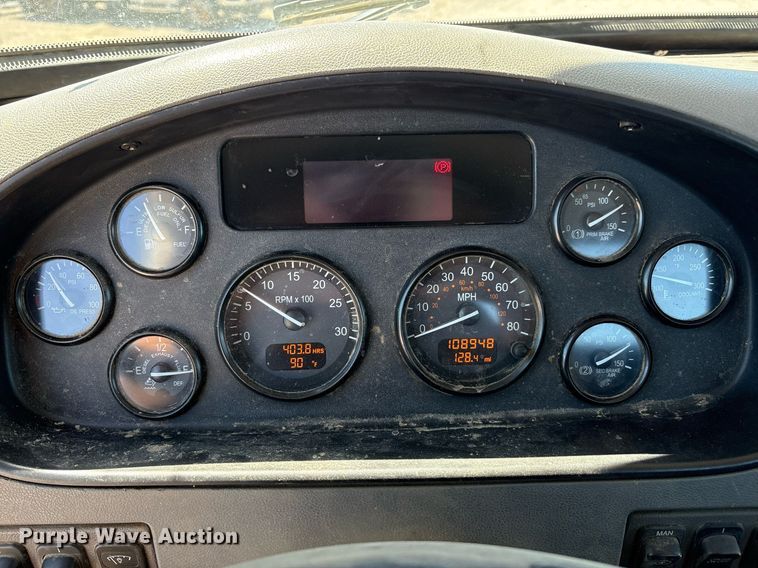 image for item EL2103 2017 Peterbilt 337 truck cab and chassis