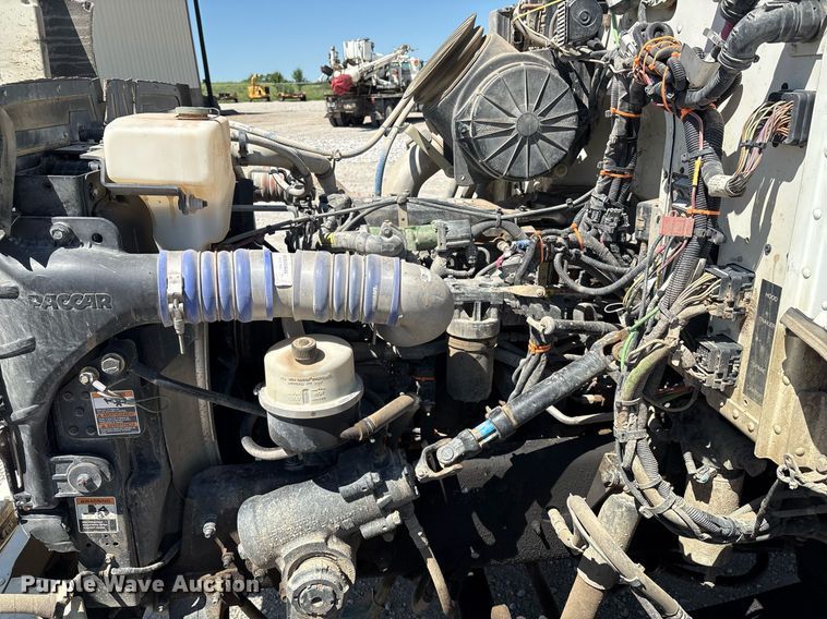 image for item EL2103 2017 Peterbilt 337 truck cab and chassis