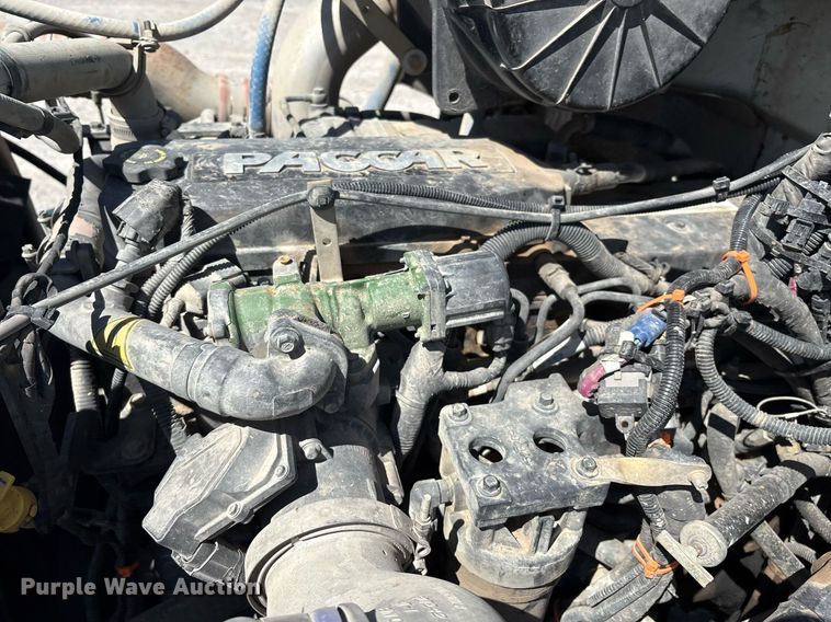 image for item EL2103 2017 Peterbilt 337 truck cab and chassis