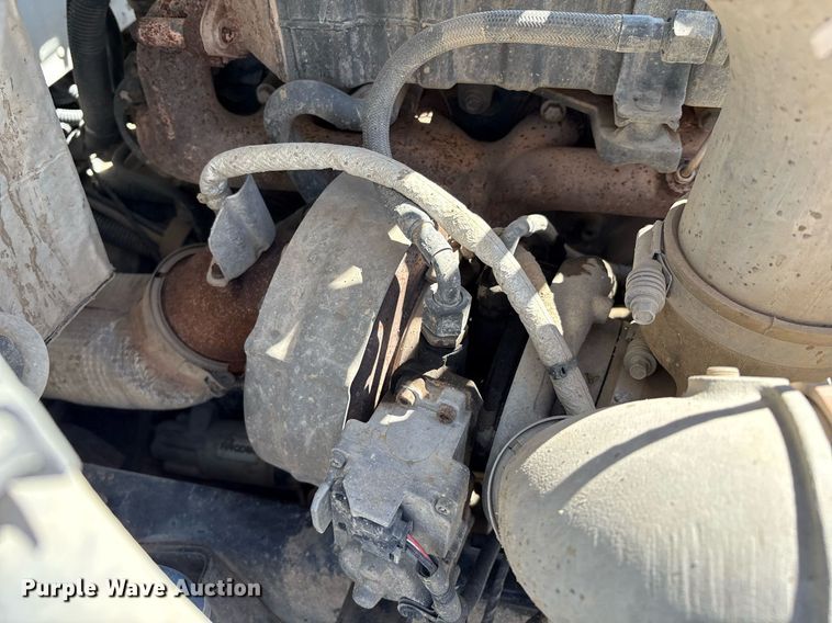 image for item EL2103 2017 Peterbilt 337 truck cab and chassis