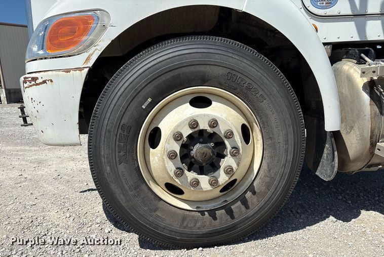 image for item EL2103 2017 Peterbilt 337 truck cab and chassis