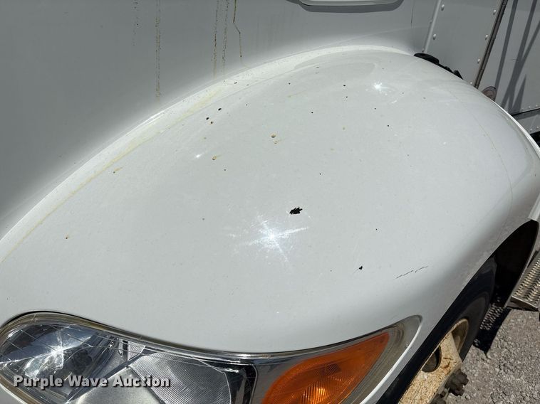 image for item EL2105 2017 Peterbilt 337 truck cab and chassis