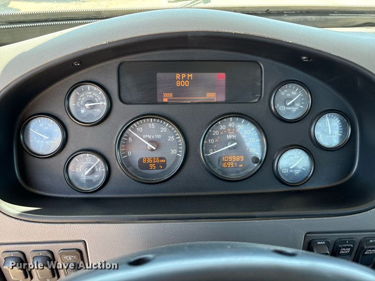 image for item EL2105 2017 Peterbilt 337 truck cab and chassis