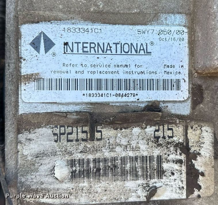 image for item EM2505 2001 International 4900 dump truck