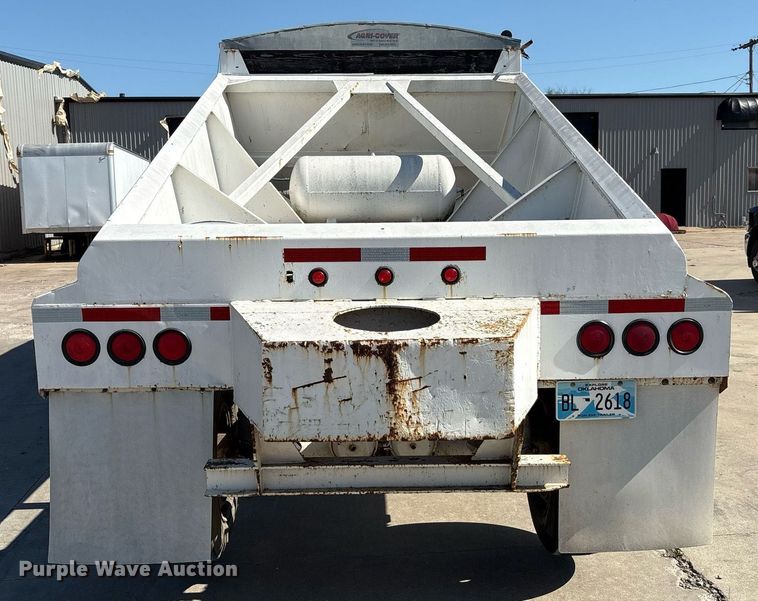 image for item EM2508 1999 Roadmaster G440 bottom dump trailer