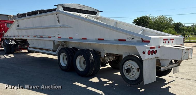image for item EM2508 1999 Roadmaster G440 bottom dump trailer