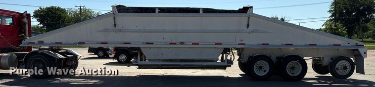 image for item EM2508 1999 Roadmaster G440 bottom dump trailer