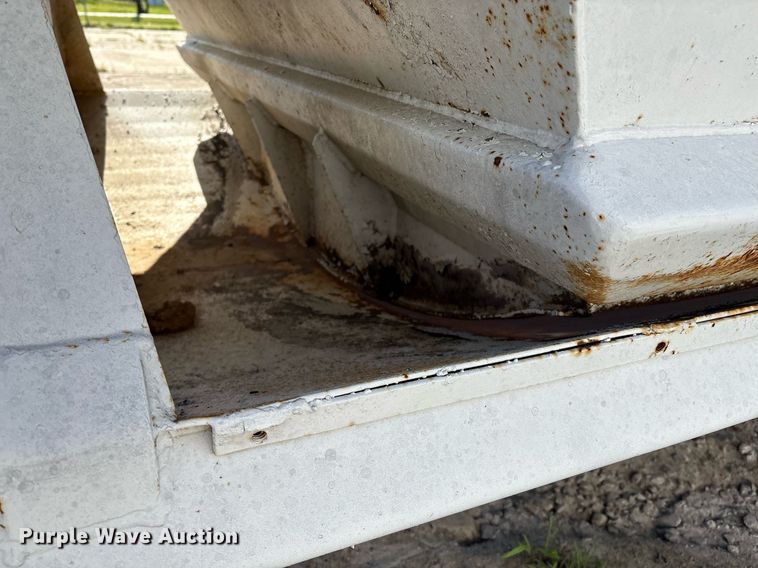 image for item EM2508 1999 Roadmaster G440 bottom dump trailer