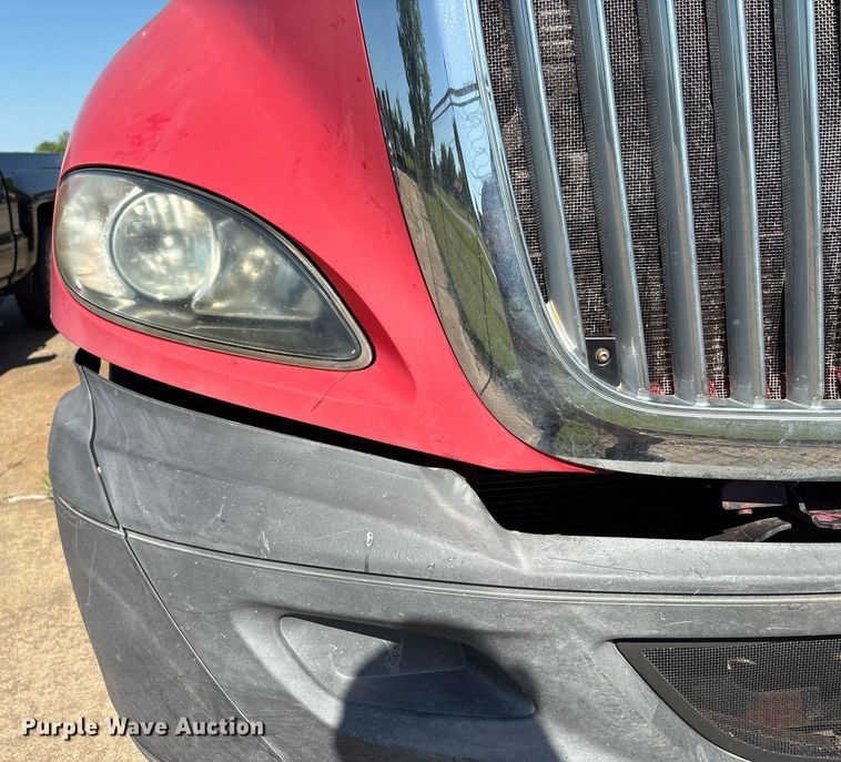 image for item EM2510 2010 International ProStar Premium semi truck