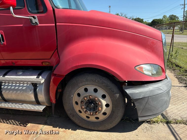 image for item EM2510 2010 International ProStar Premium semi truck