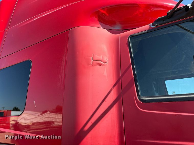 image for item EM2510 2010 International ProStar Premium semi truck