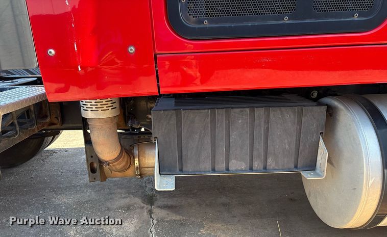 image for item EM2510 2010 International ProStar Premium semi truck