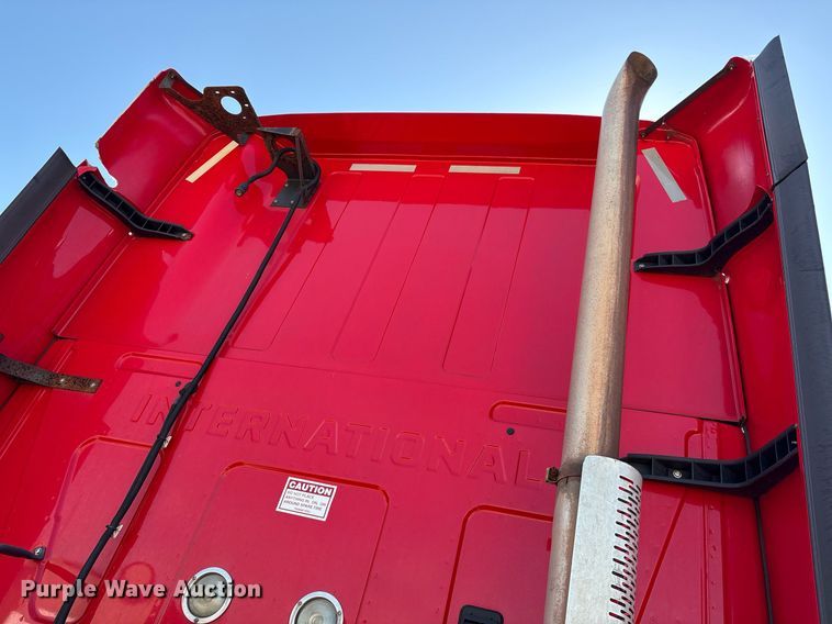 image for item EM2510 2010 International ProStar Premium semi truck