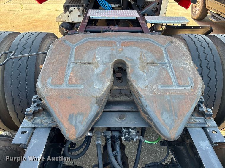 image for item EM2510 2010 International ProStar Premium semi truck