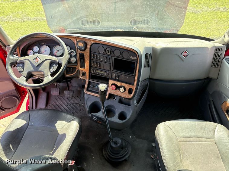 image for item EM2510 2010 International ProStar Premium semi truck