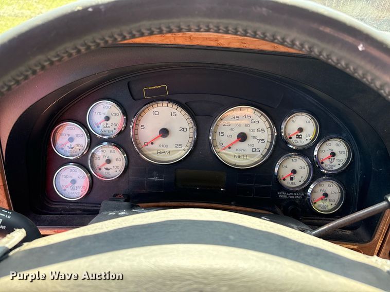 image for item EM2510 2010 International ProStar Premium semi truck