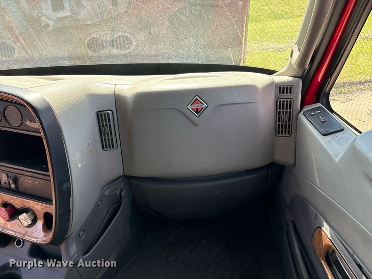 image for item EM2510 2010 International ProStar Premium semi truck