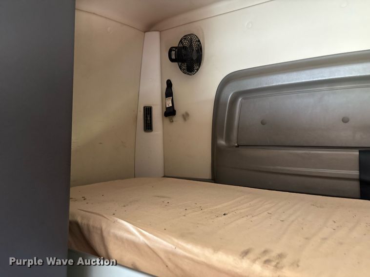 image for item EM2510 2010 International ProStar Premium semi truck