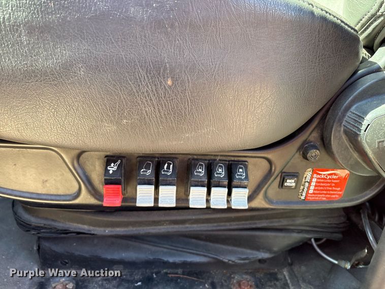 image for item EM2510 2010 International ProStar Premium semi truck