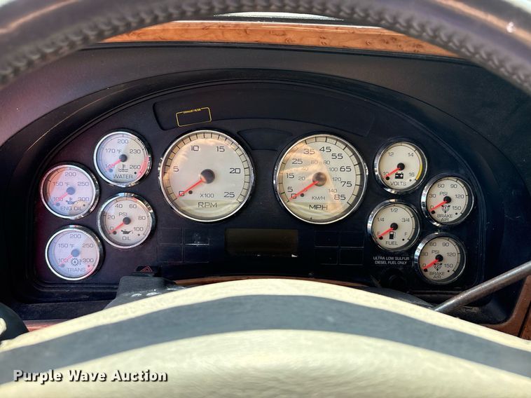 image for item EM2510 2010 International ProStar Premium semi truck