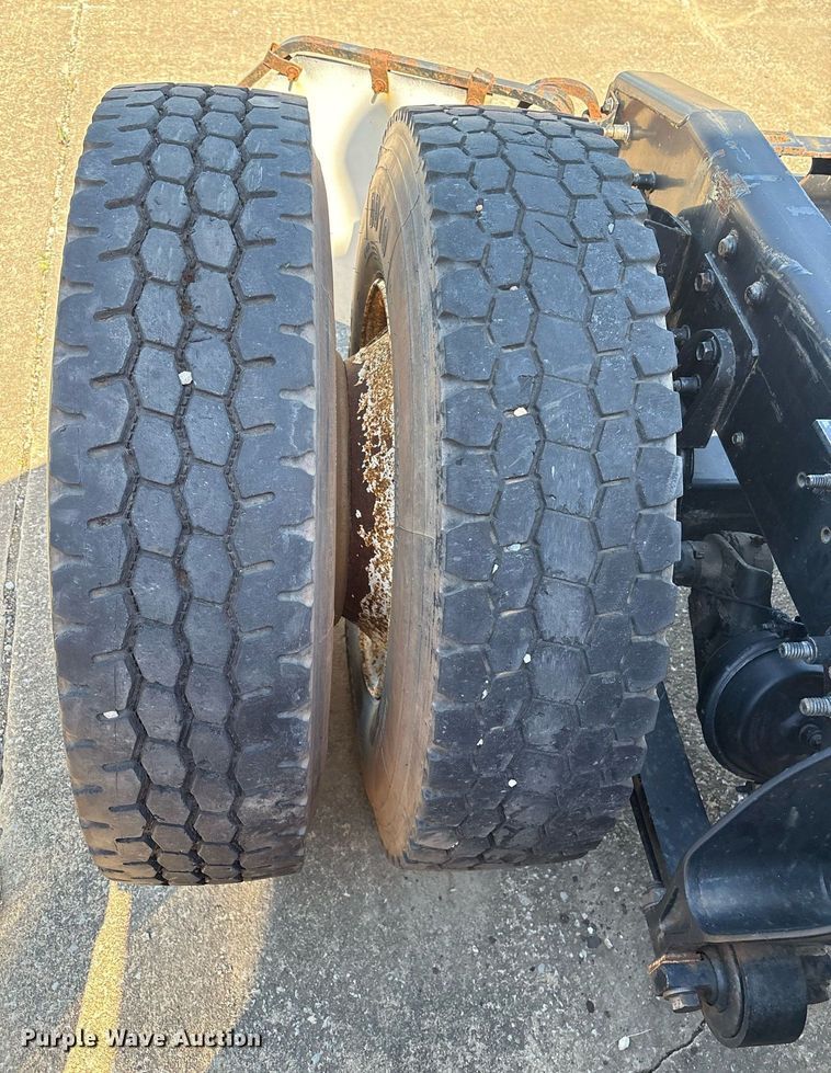 image for item EM2510 2010 International ProStar Premium semi truck