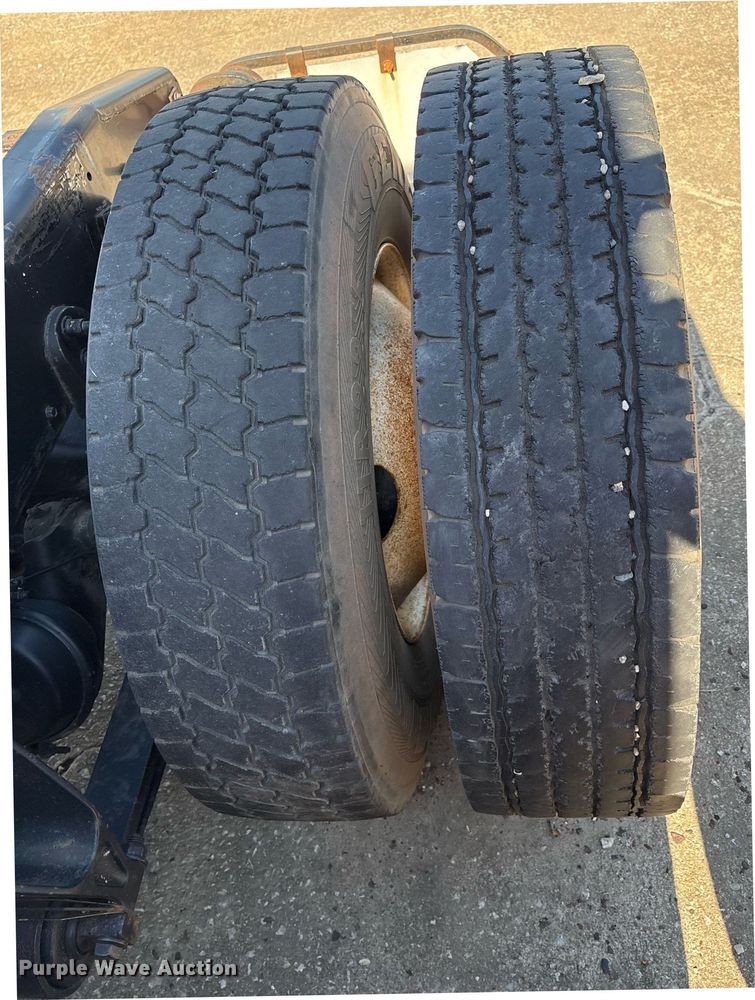 image for item EM2510 2010 International ProStar Premium semi truck