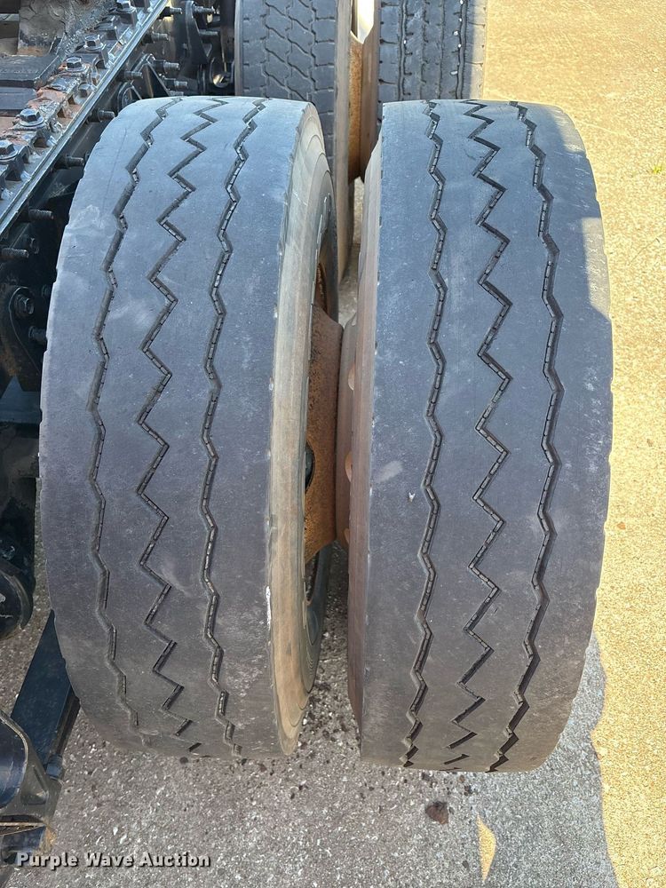 image for item EM2510 2010 International ProStar Premium semi truck