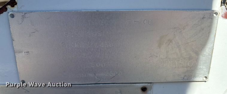 image for item EM2589 2004 Ford F750 Super Duty bucket truck