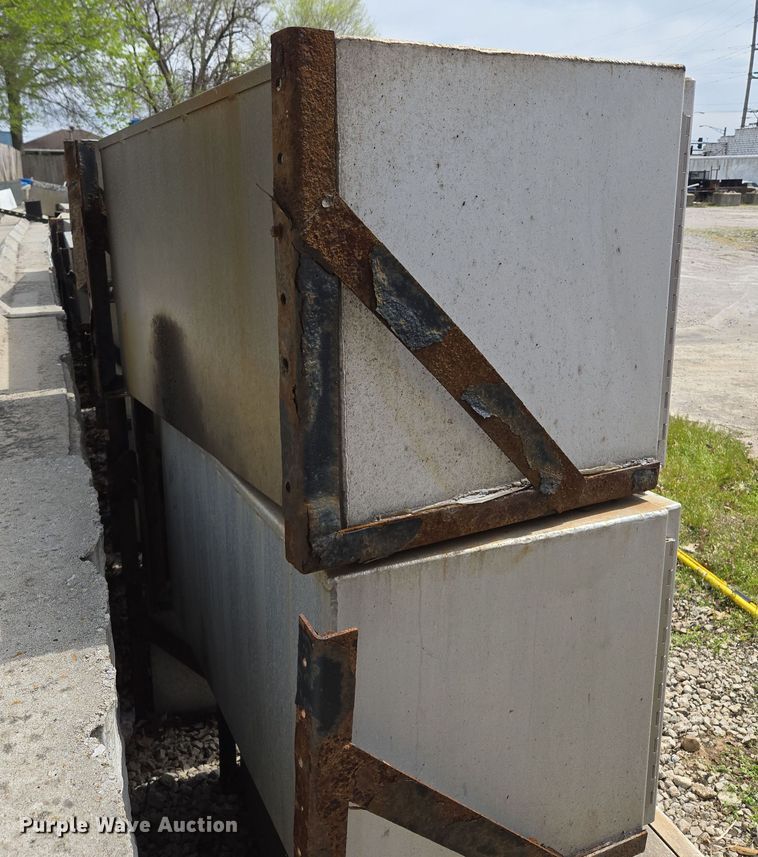 image for item EM7010 (6) toolboxes 