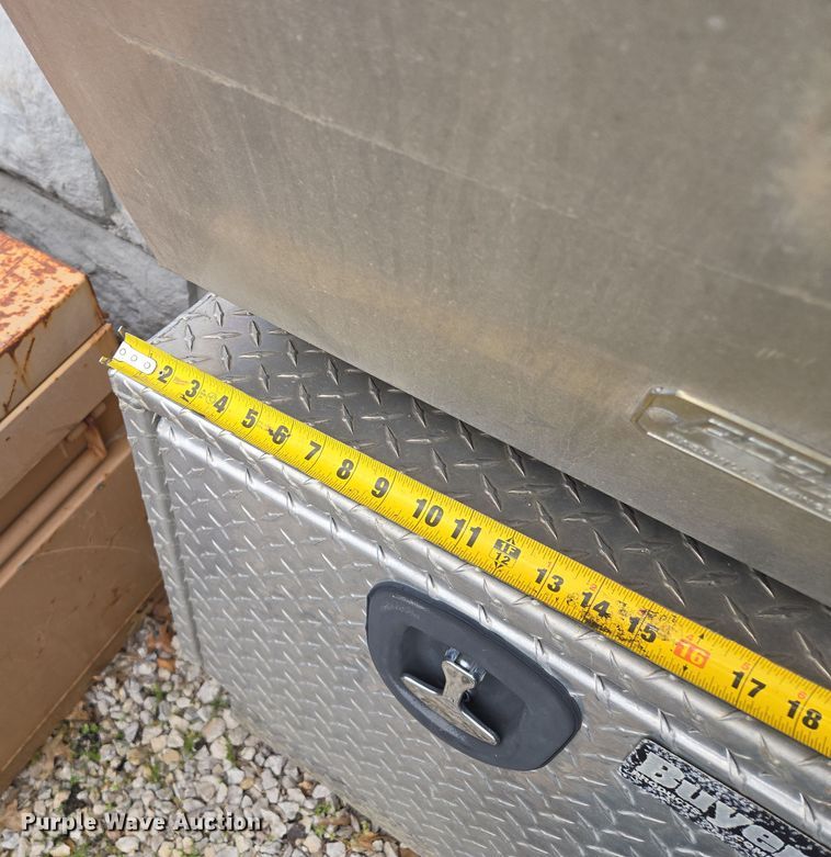 image for item EM7014 (5) toolboxes 