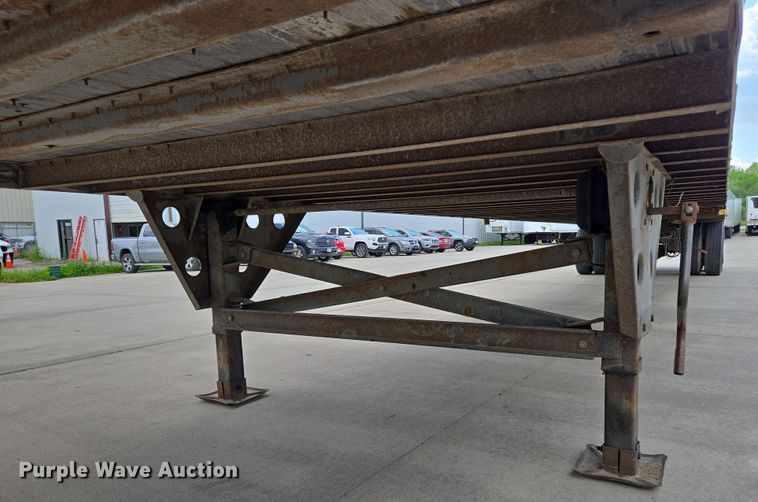 image for item EM7283 2007 Utility Trailer Manufacturer dry van trailer