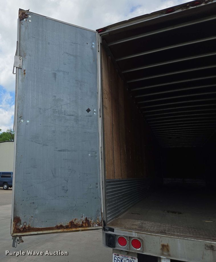 image for item EM7283 2007 Utility Trailer Manufacturer dry van trailer