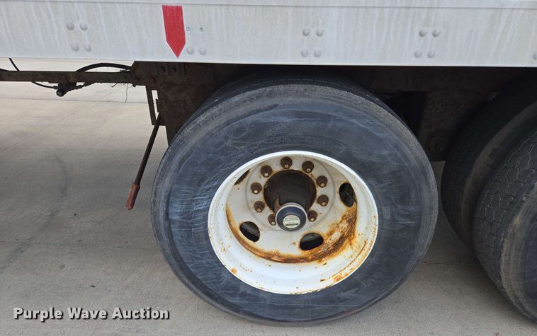 image for item EM7283 2007 Utility Trailer Manufacturer dry van trailer