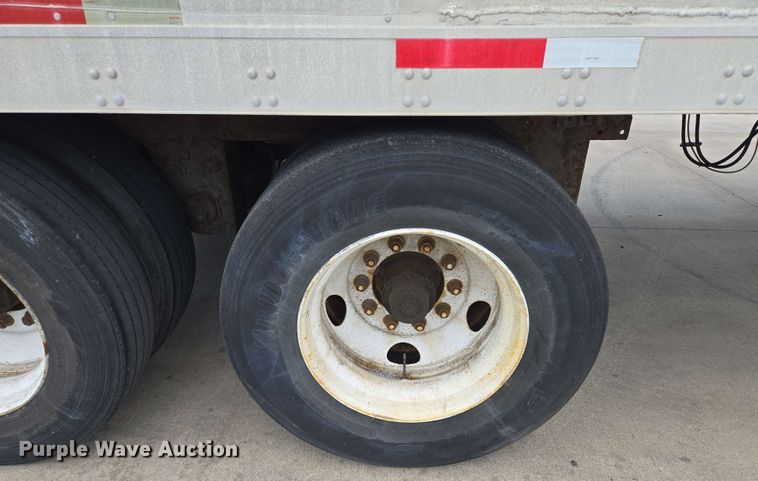 image for item EM7283 2007 Utility Trailer Manufacturer dry van trailer