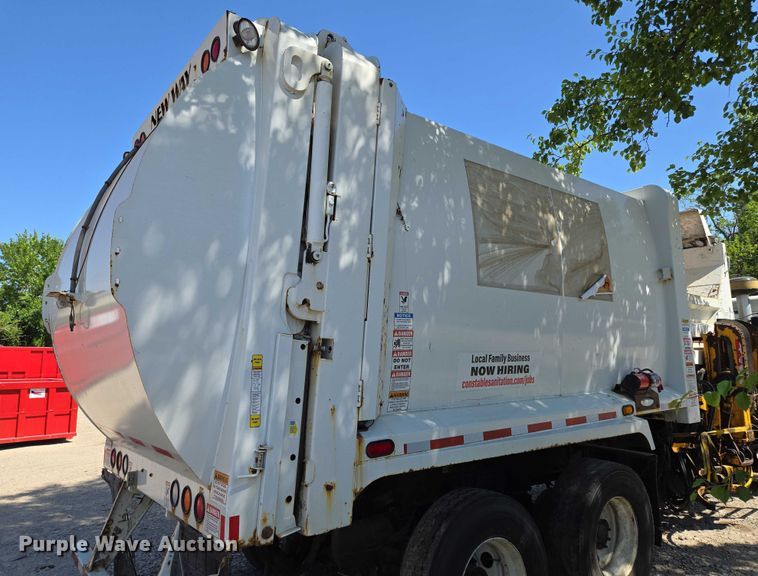 image for item EM7340 2017 Peterbilt 320 refuse truck
