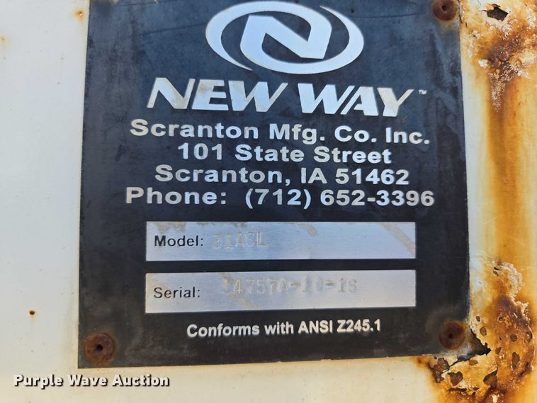 image for item EM7340 2017 Peterbilt 320 refuse truck