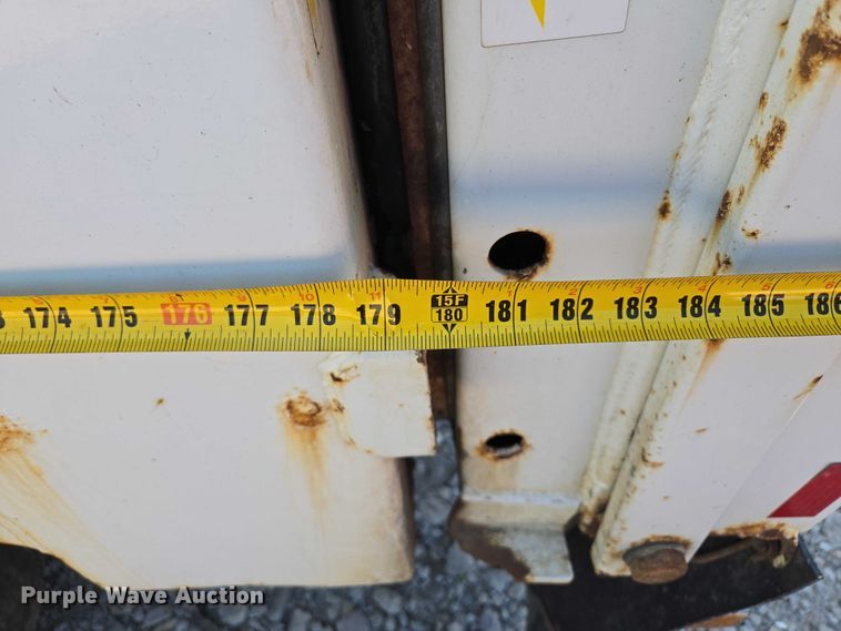 image for item EM7340 2017 Peterbilt 320 refuse truck