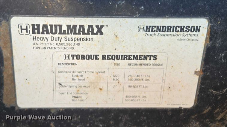 image for item EM7340 2017 Peterbilt 320 refuse truck