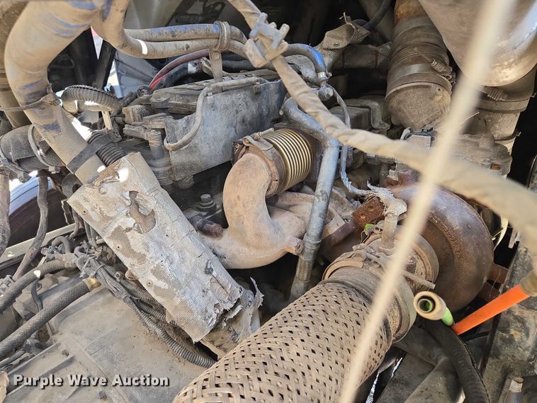 image for item EM7340 2017 Peterbilt 320 refuse truck