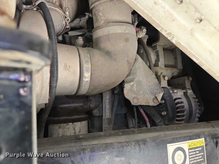 image for item EM7340 2017 Peterbilt 320 refuse truck