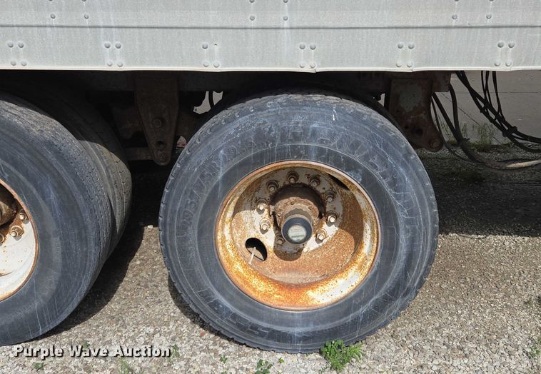 image for item EM7356 1998 Trailmobile dry van trailer