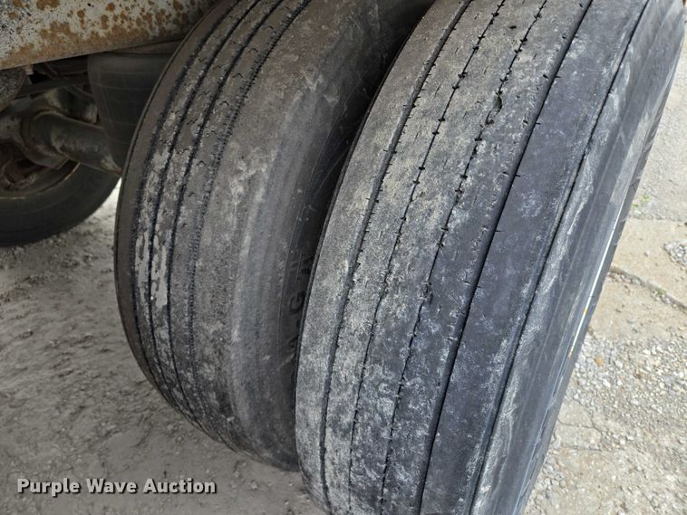 image for item EM7359 2006 Great Dane dry van trailer